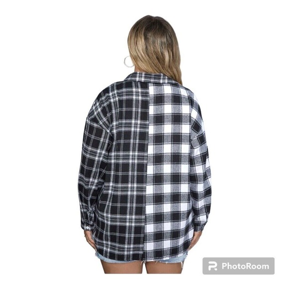 SHEIN Lune Plus Plaid Black White Long Sleeved‎ Flannel Button Women's Size 2XL - Picture 2 of 6
